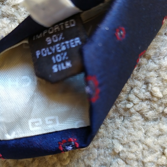 Givenchy ties - Picture 4 of 6